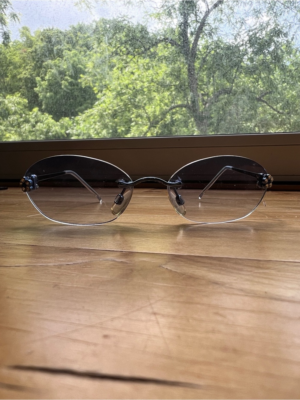 Vintage blue frameless Glasses